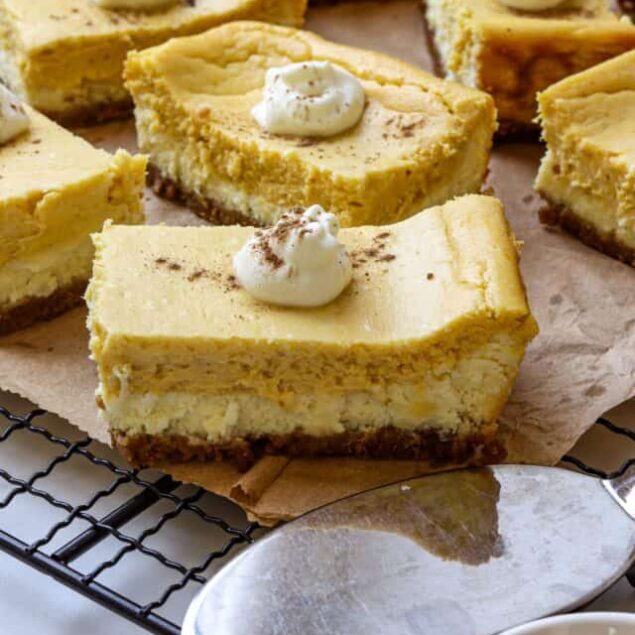 Pumpkin Cheesecake Bars