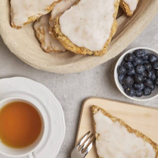 Vanilla Bean Scones