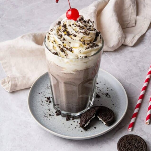 Cookies and cream milkshake