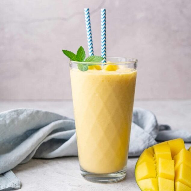 cropped-mango-smoothie-recipe-a_aam_mango_smoothie_feature_4.jpeg