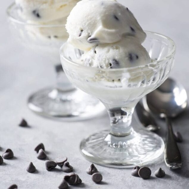cropped-chocolate-chip-ice-cream-recipe-a-chocolate_chip_ice_cream_recipe-feature-1.jpeg