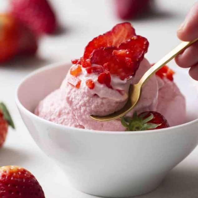cropped-homemade_strawberry_ice_cream-feature-1.jpeg