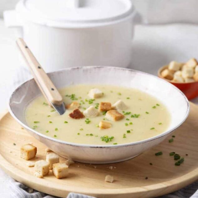 cropped-potato_onion_soup-feature-4.jpeg