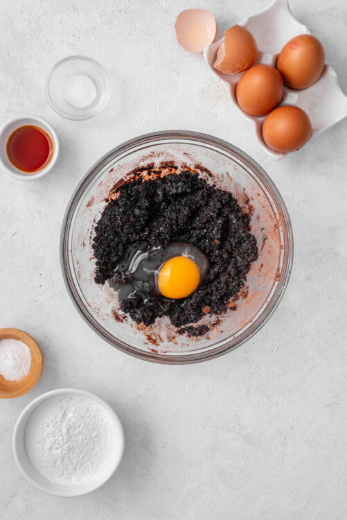 Chocolate Crinkle Cookies step 1