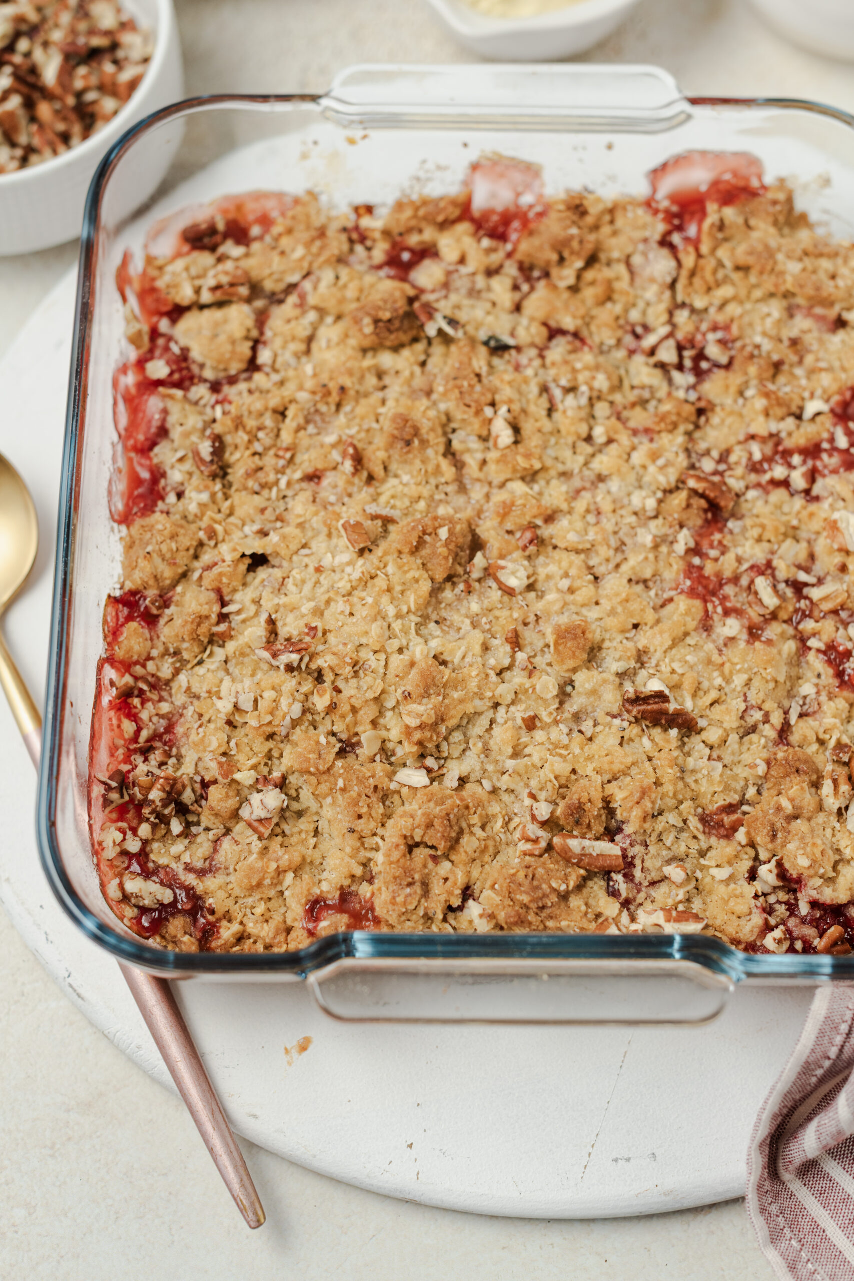 Strawberry Rhubarb Crisp - aboutamom